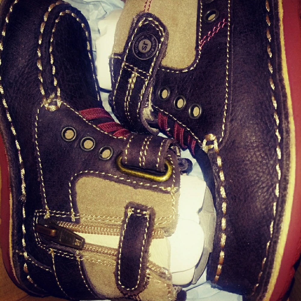 Medallion Maxwell dk by stride rite brown size 6w